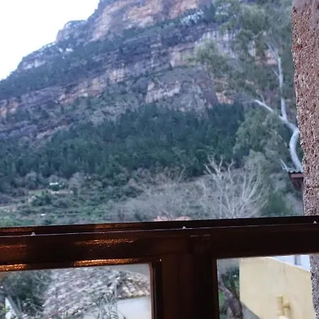 Lodge The Old Olive Mill House