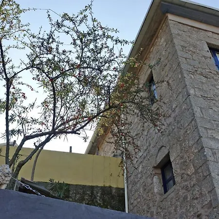 אכסניה The Old Olive Mill House *