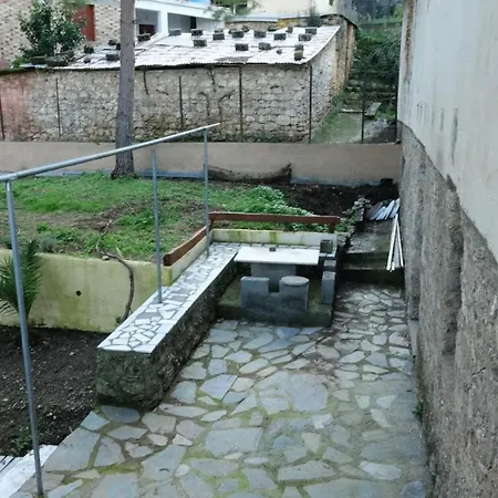 אכסניה The Old Olive Mill House Aegae