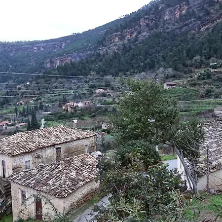 Chata The Old Olive Mill House Aegae