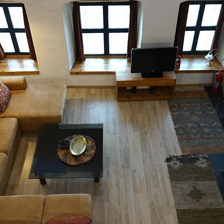 The Old Olive Mill House بيت خشبي *