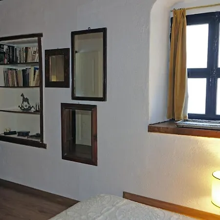 The Old Olive Mill House بيت خشبي *